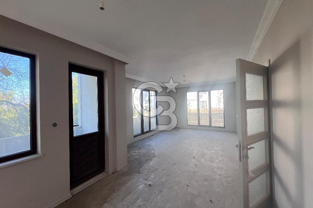 Karamürsel 4 Temmuz Mahallesi Satılık 5+1 Bahçe Dubleksi Daire