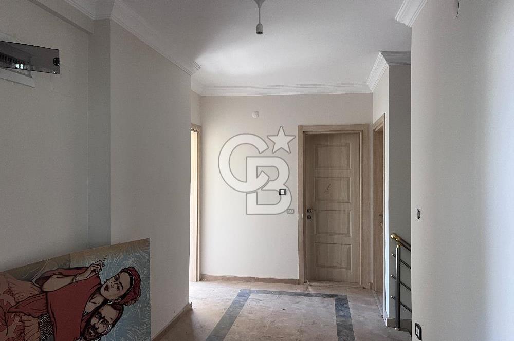 Karamürsel 4 Temmuz Mahallesi Satılık 5+1 Bahçe Dubleksi Daire