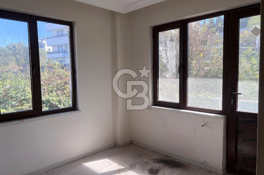 Karamürsel 4 Temmuz Mahallesi Satılık 5+1 Bahçe Dubleksi Daire