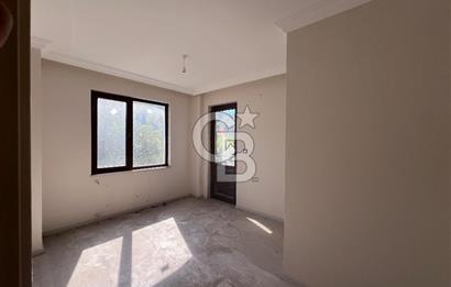Karamürsel 4 Temmuz Mahallesi Satılık 5+1 Bahçe Dubleksi Daire