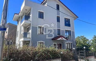 Karamürsel 4 Temmuz Mahallesi Satılık 5+1 Bahçe Dubleksi Daire