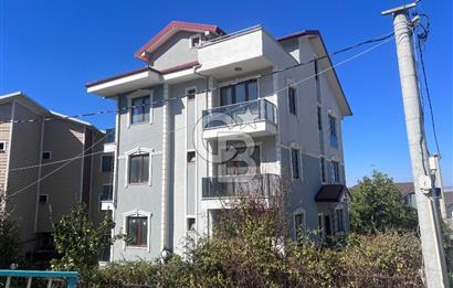 Karamürsel 4 Temmuz Mahallesi Satılık 5+1 Bahçe Dubleksi Daire
