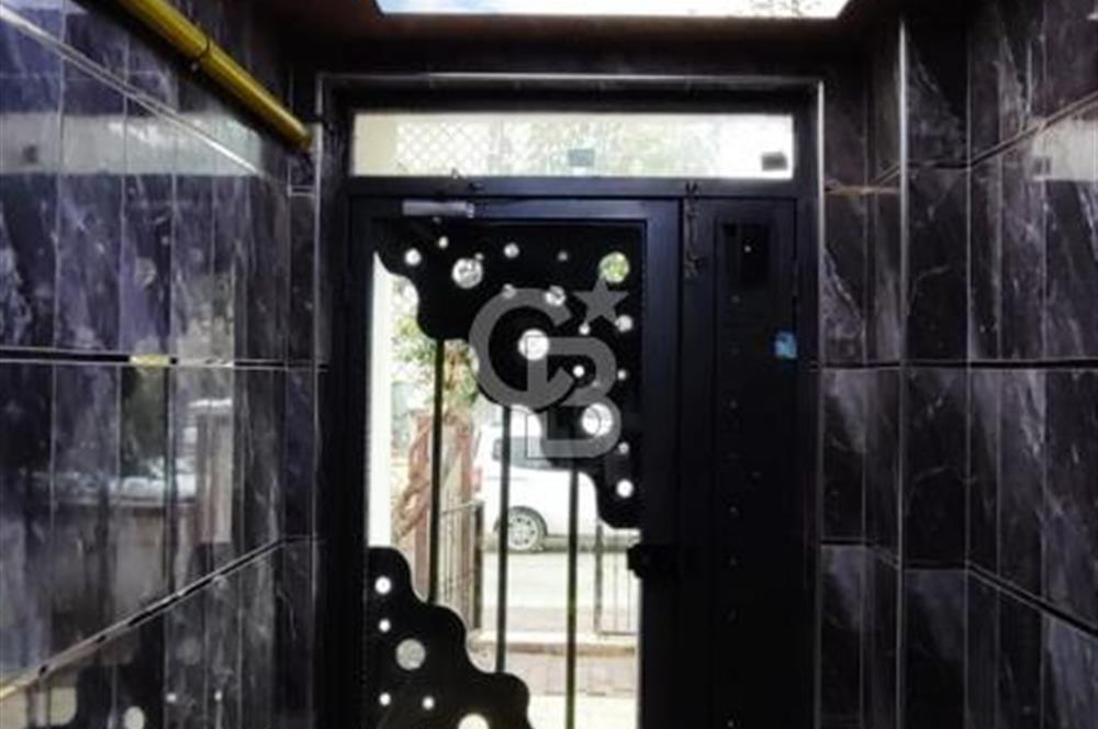 KARŞIYAKA'DA 4+1 DUBLEKS KİRALIK DAİRE - MERKEZİ KONUMDA