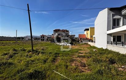 URLA TORASAN'da MÜSTAKİL YAŞAMA UYGUN 15/30 İMARLI SATILIK ARSA