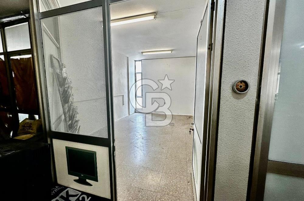 GIDA ÇARŞISI'NIN TAM MERKEZİNDE SATILIK OFİS FIRSATI