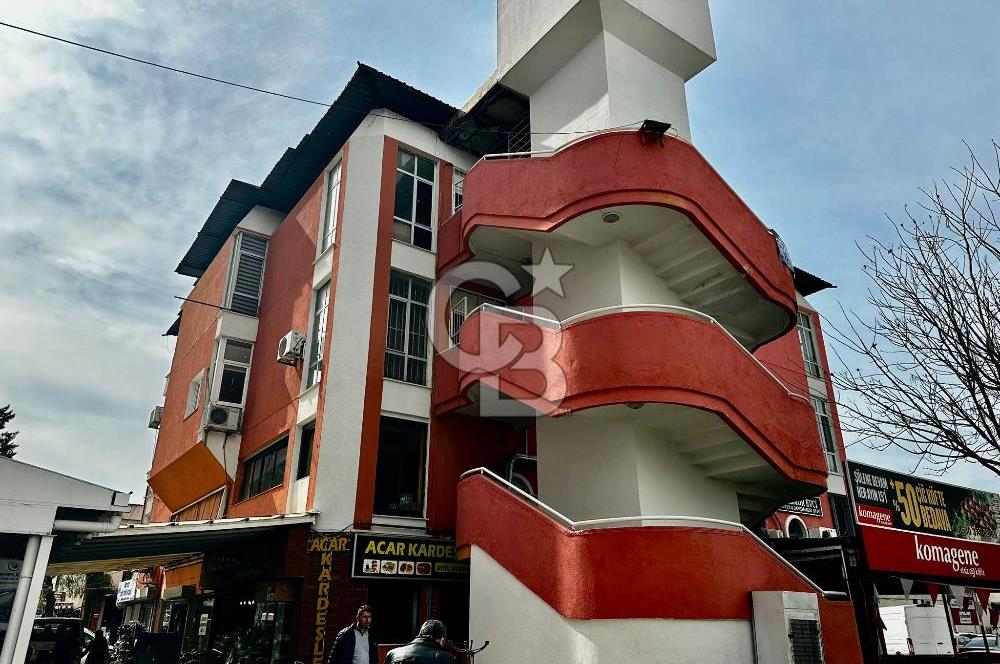 GIDA ÇARŞISI'NIN TAM MERKEZİNDE SATILIK OFİS FIRSATI