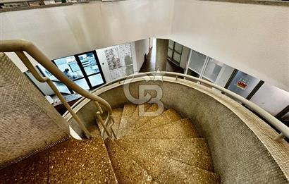 GIDA ÇARŞISI'NIN TAM MERKEZİNDE SATILIK OFİS FIRSATI