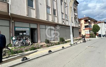 SAPANCA Çayiçi Mevkiinde SATILIK DÜKKAN
