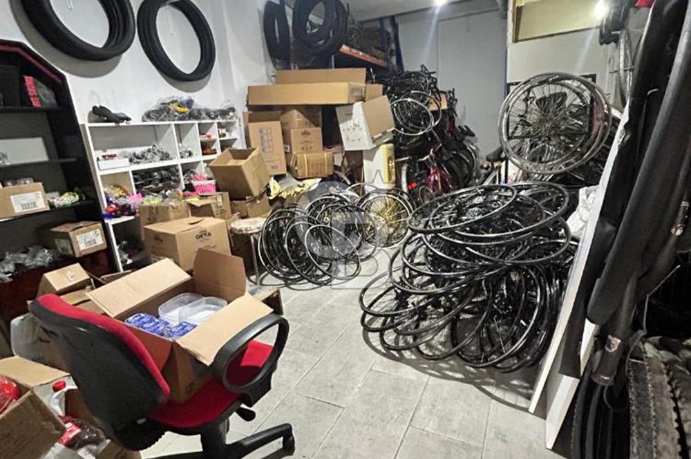 SAPANCA Çayiçi Mevkiinde SATILIK DÜKKAN