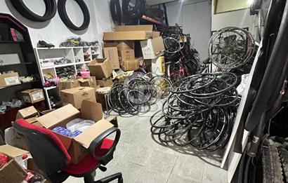 SAPANCA Çayiçi Mevkiinde SATILIK DÜKKAN