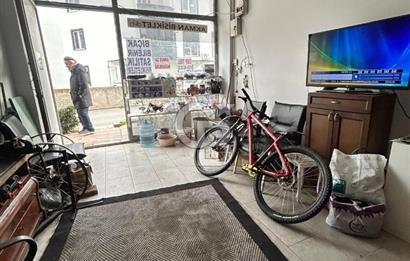 SAPANCA Çayiçi Mevkiinde SATILIK DÜKKAN