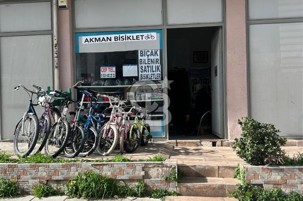 SAPANCA Çayiçi Mevkiinde SATILIK DÜKKAN