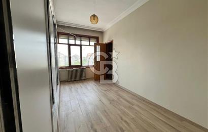 CB DİNAMİKTEN RAUF DENKTAŞ CADDESİNDE KİRALIK DAİRE