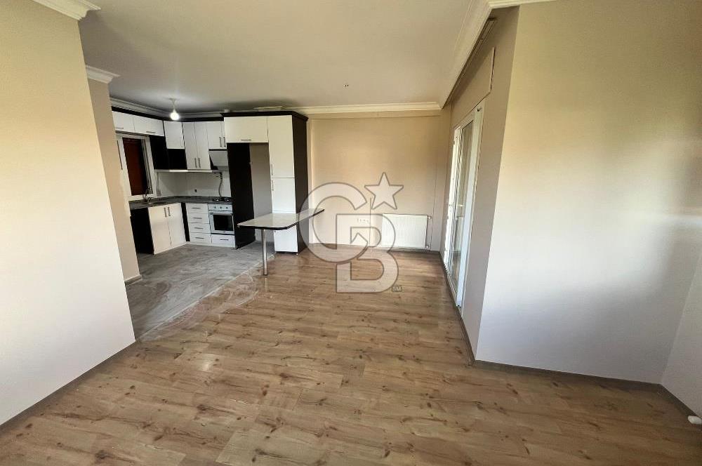 Urla Çeşmealtı'nda Havuzlu Site İçinde 3+1 Kiralık Villa