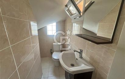 Urla Çeşmealtı'nda Havuzlu Site İçinde 3+1 Kiralık Villa