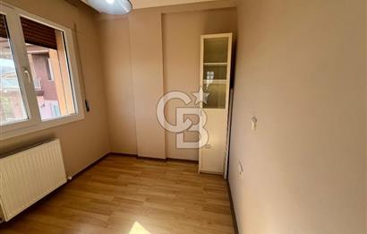 Urla Çeşmealtı'nda Havuzlu Site İçinde 3+1 Kiralık Villa