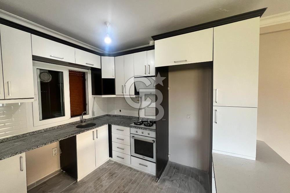 Urla Çeşmealtı'nda Havuzlu Site İçinde 3+1 Kiralık Villa