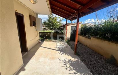 Urla Çeşmealtı'nda Havuzlu Site İçinde 3+1 Kiralık Villa
