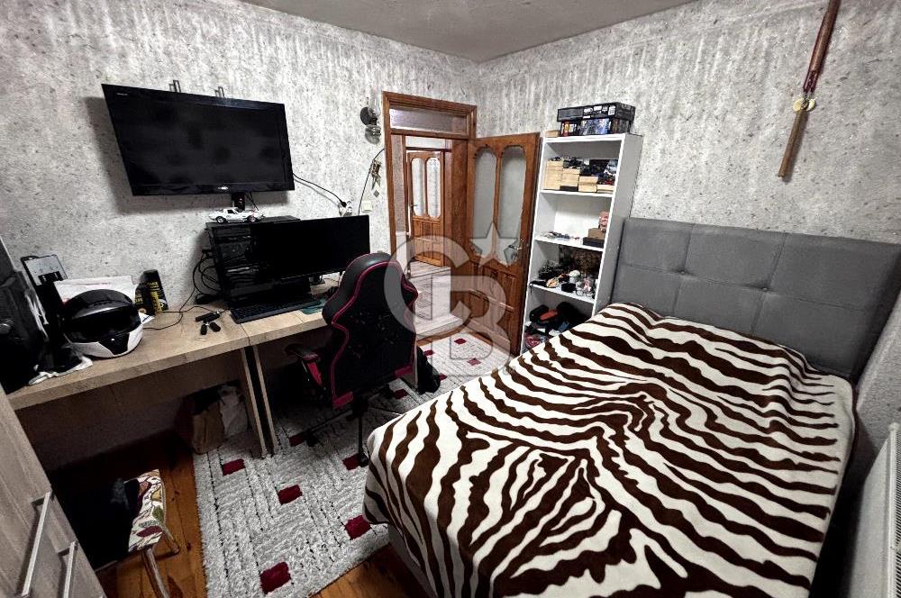 Sümer Mahallesinde Komple Satılık Bina