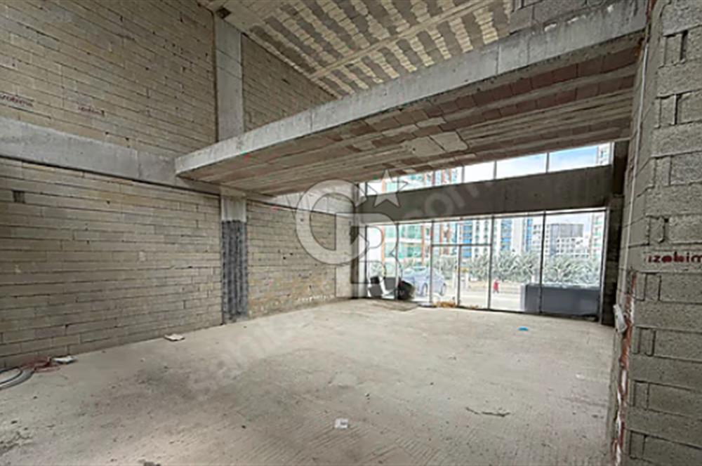 ANGORA ÇARŞI DA SATILIK ÖNÜ AÇIK OTOPARK KULLANIMLI DÜKKAN