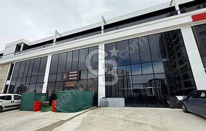 ANGORA ÇARŞI DA SATILIK ÖNÜ AÇIK OTOPARK KULLANIMLI DÜKKAN