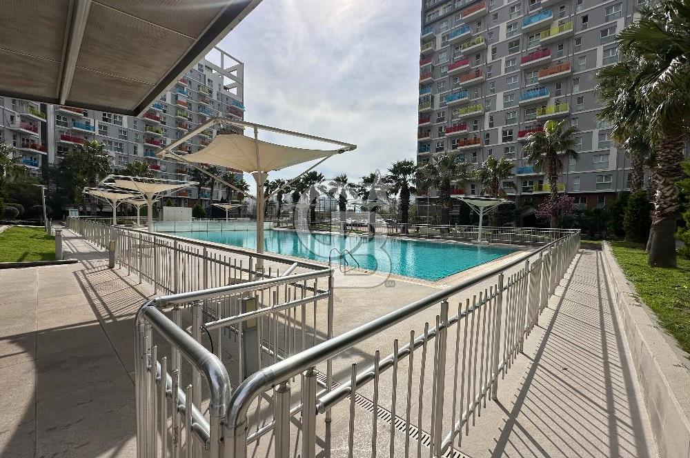 Mavişehir Soyak Optimus Havuz Manzaralı Kapalı Mutfak 2+1 Daire