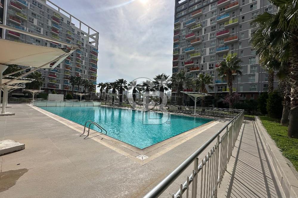 Mavişehir Soyak Optimus Havuz Manzaralı Kapalı Mutfak 2+1 Daire