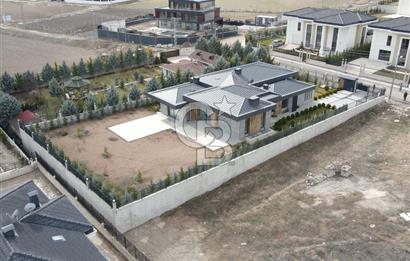 GÖLBAŞI HACILAR  1500 m² ARSA ÜZERİNDE ULTRA LÜKS MALİKANE