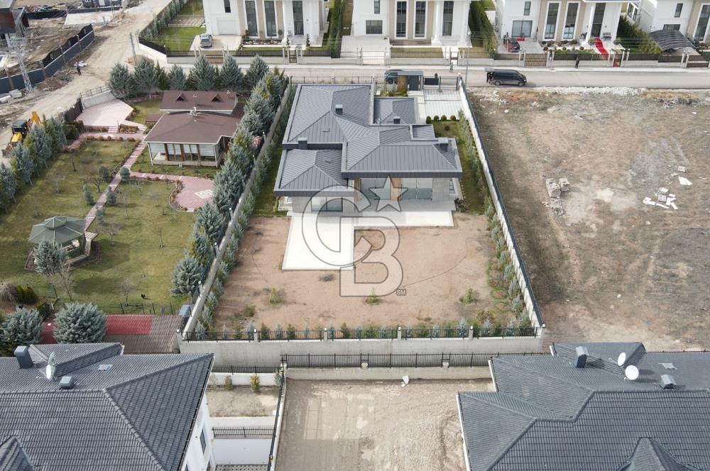 GÖLBAŞI HACILAR  1500 m² ARSA ÜZERİNDE ULTRA LÜKS MALİKANE