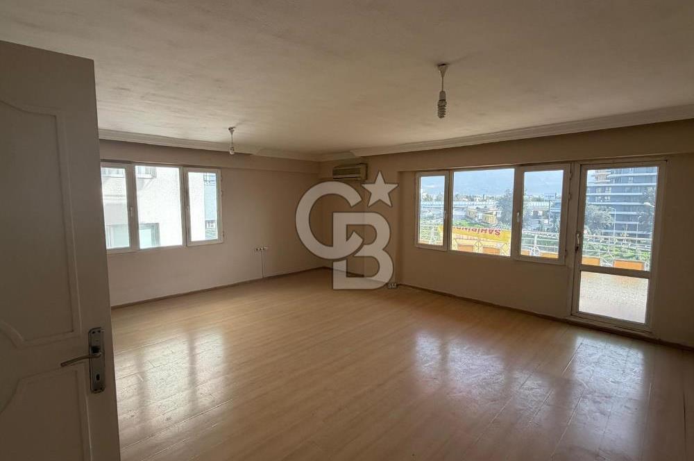 Kazımdirik Mahallesi'nde Ankara Cad. Üzeri Kiralık 4+1 Daire