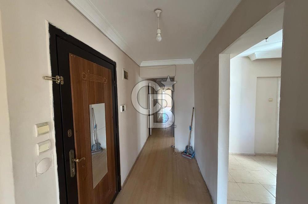 Kazımdirik Mahallesi'nde Ankara Cad. Üzeri Kiralık 4+1 Daire