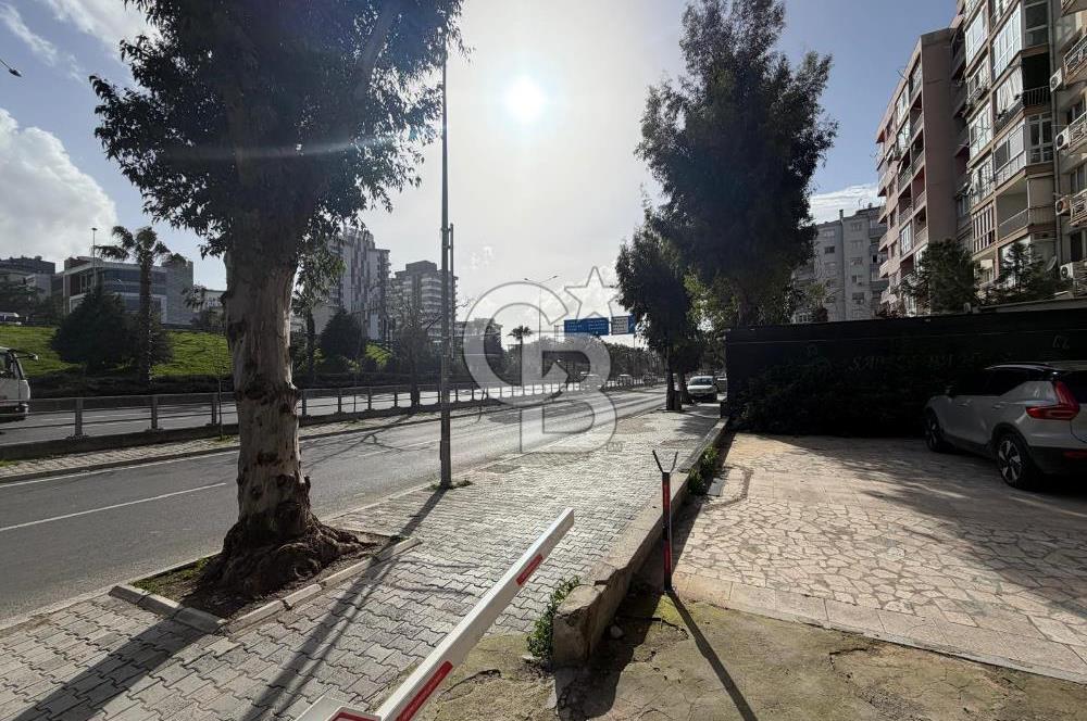 Kazımdirik Mahallesi'nde Ankara Cad. Üzeri Kiralık 4+1 Daire