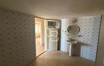 Kazımdirik Mahallesi'nde Ankara Cad. Üzeri Kiralık 4+1 Daire