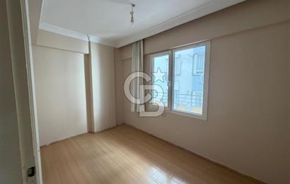 Kazımdirik Mahallesi'nde Ankara Cad. Üzeri Kiralık 4+1 Daire