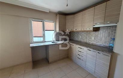 Kazımdirik Mahallesi'nde Ankara Cad. Üzeri Kiralık 4+1 Daire