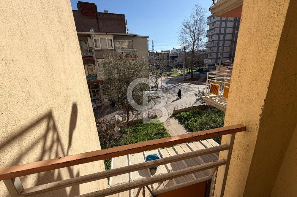 Bornova Mevlana Mahallesi'nde 2+1 Kiralık Daire
