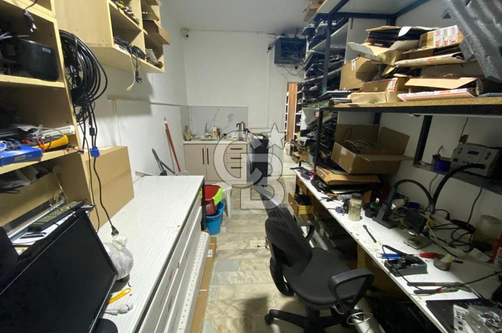 AKÇAY MERKEZDE MİNİBÜS YOLUNDA 100 M² SATILIK DÜKKAN