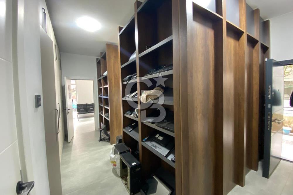 AKÇAY MERKEZDE MİNİBÜS YOLUNDA 100 M² SATILIK DÜKKAN