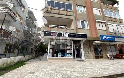 AKÇAY MERKEZDE MİNİBÜS YOLUNDA 100 M² SATILIK DÜKKAN