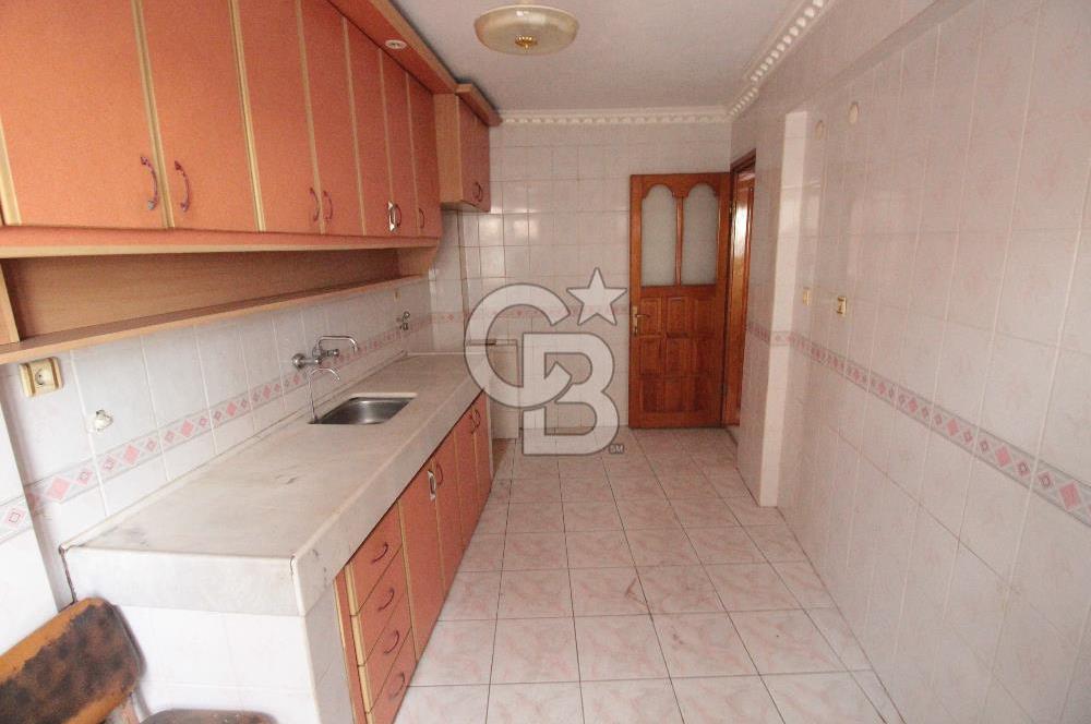 İzmir Konak Mehmet Akif Mh.de 2+1_100m² Kiralık Daire