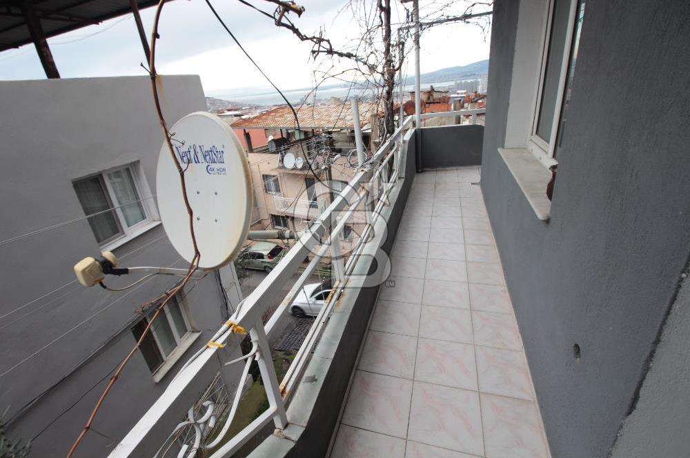 İzmir Konak Mehmet Akif Mh.de 2+1_100m² Kiralık Daire