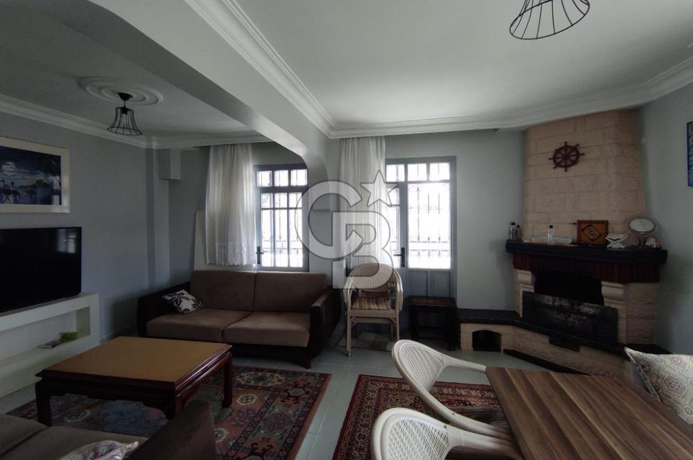 ŞİLE SAHİLKÖY CADDE ÜZERİ SİTEDE FULL EŞYALI 5+1 TRIPLEKS VİLLA