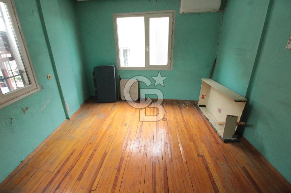 İzmir Konak Mehmet Akif Mh.de 2+1_100m² Kiralık Daire