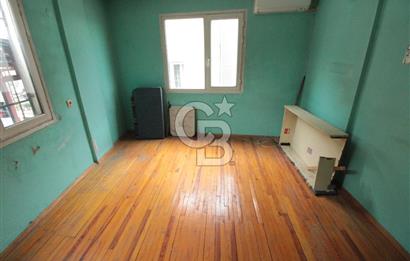 İzmir Konak Mehmet Akif Mh.de 2+1_100m² Kiralık Daire