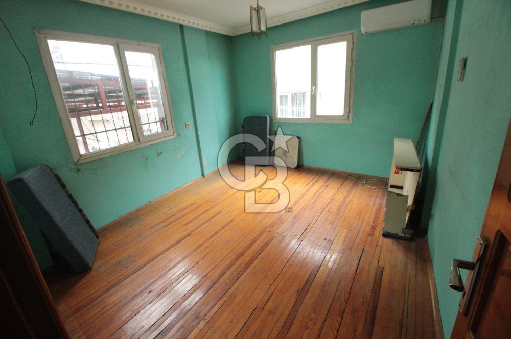 İzmir Konak Mehmet Akif Mh.de 2+1_100m² Kiralık Daire