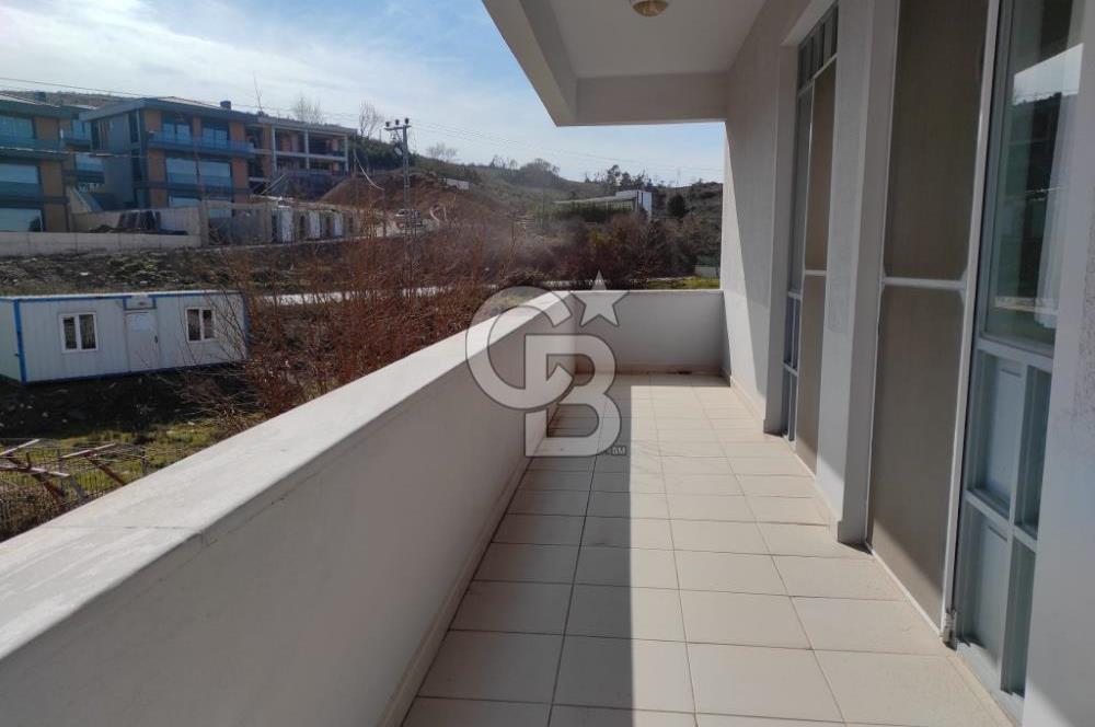 ŞİLE SAHİLKÖY CADDE ÜZERİ SİTEDE FULL EŞYALI 5+1 TRIPLEKS VİLLA