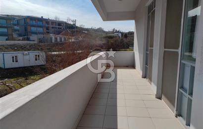 ŞİLE SAHİLKÖY CADDE ÜZERİ SİTEDE FULL EŞYALI 5+1 TRIPLEKS VİLLA