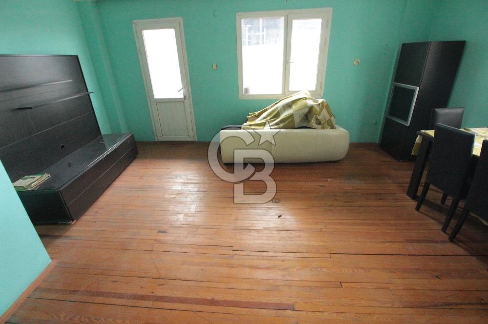 İzmir Konak Mehmet Akif Mh.de 2+1_100m² Kiralık Daire