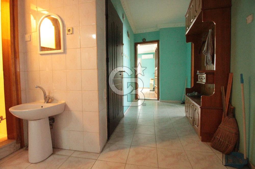 İzmir Konak Mehmet Akif Mh.de 2+1_100m² Kiralık Daire