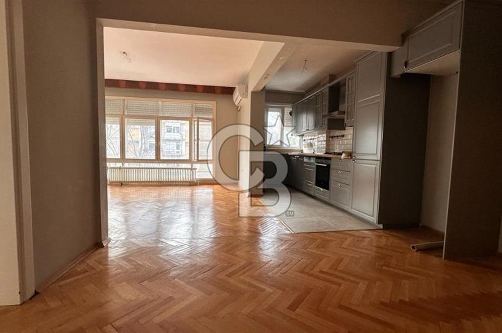 BAĞDAT CAD. BOSTANCI SAHİLDE KİRALIK 2+1 - YENİLENMİŞ, ASANSÖRLÜ